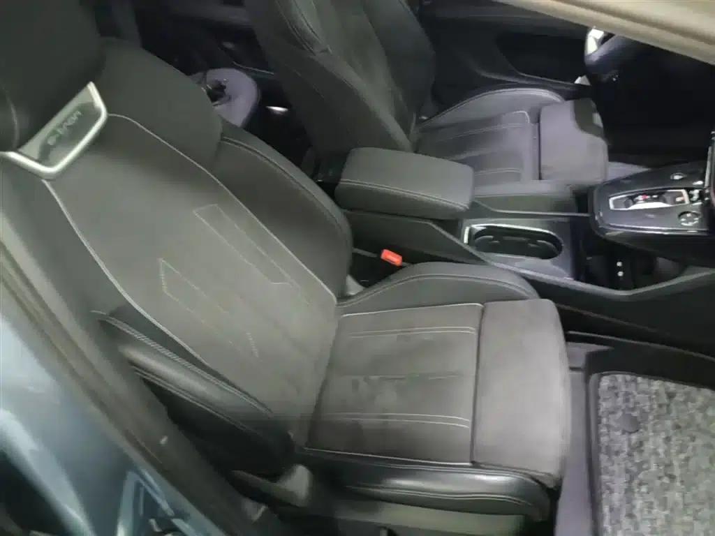 Audi Q4 e-tron 2023 Model 40 e-tron Trailblazer Night Edition — миниатюра 24