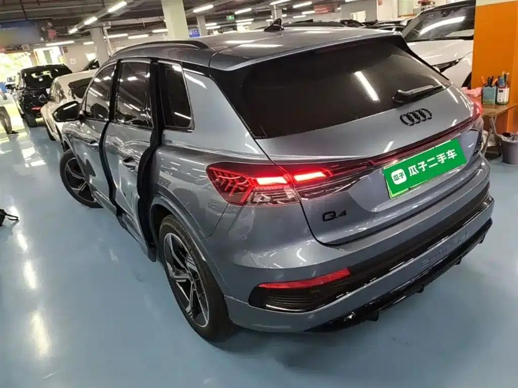 Audi Q4 e-tron 2023 Model 40 e-tron Trailblazer Night Edition — миниатюра 5