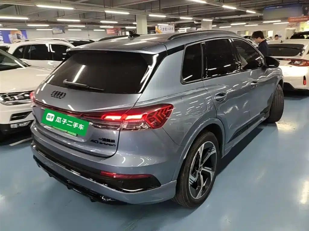 Audi Q4 e-tron 2023 Model 40 e-tron Trailblazer Night Edition — миниатюра 7