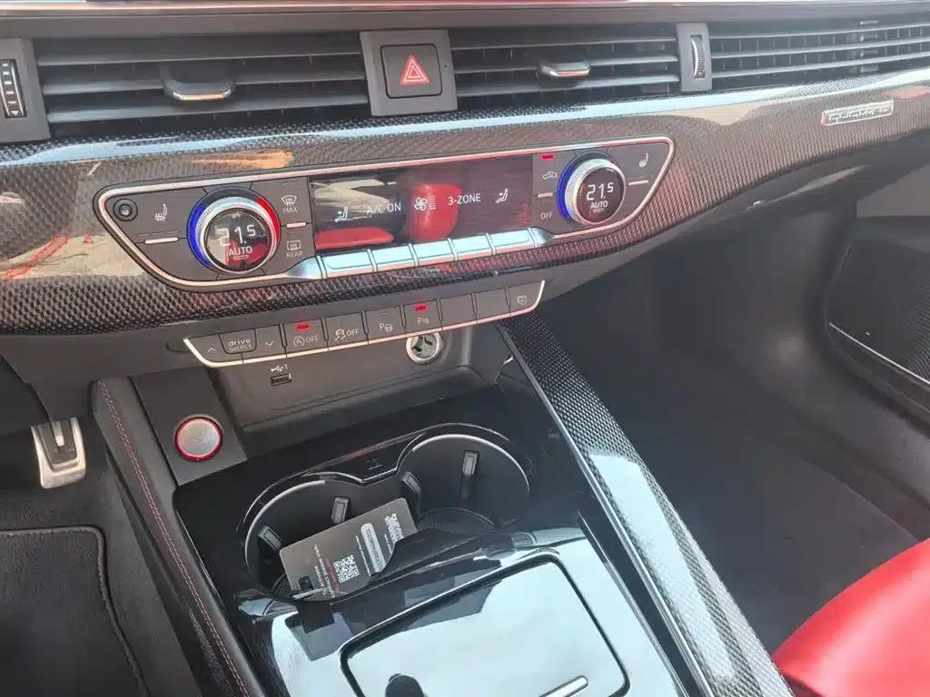 2023 Audi S4 Avant 3.0TFSI — миниатюра 7