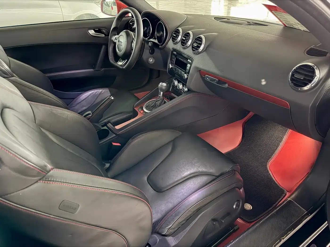 Audi TT 2013 TT Coupe 45 TFSI quattro Colorful Dream Edition — миниатюра 8