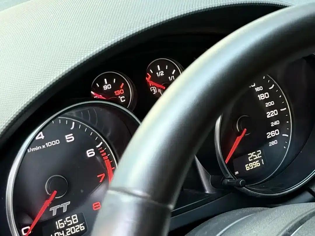 Audi TT 2014 TT Coupe 45 TFSI Comfortline — миниатюра 9