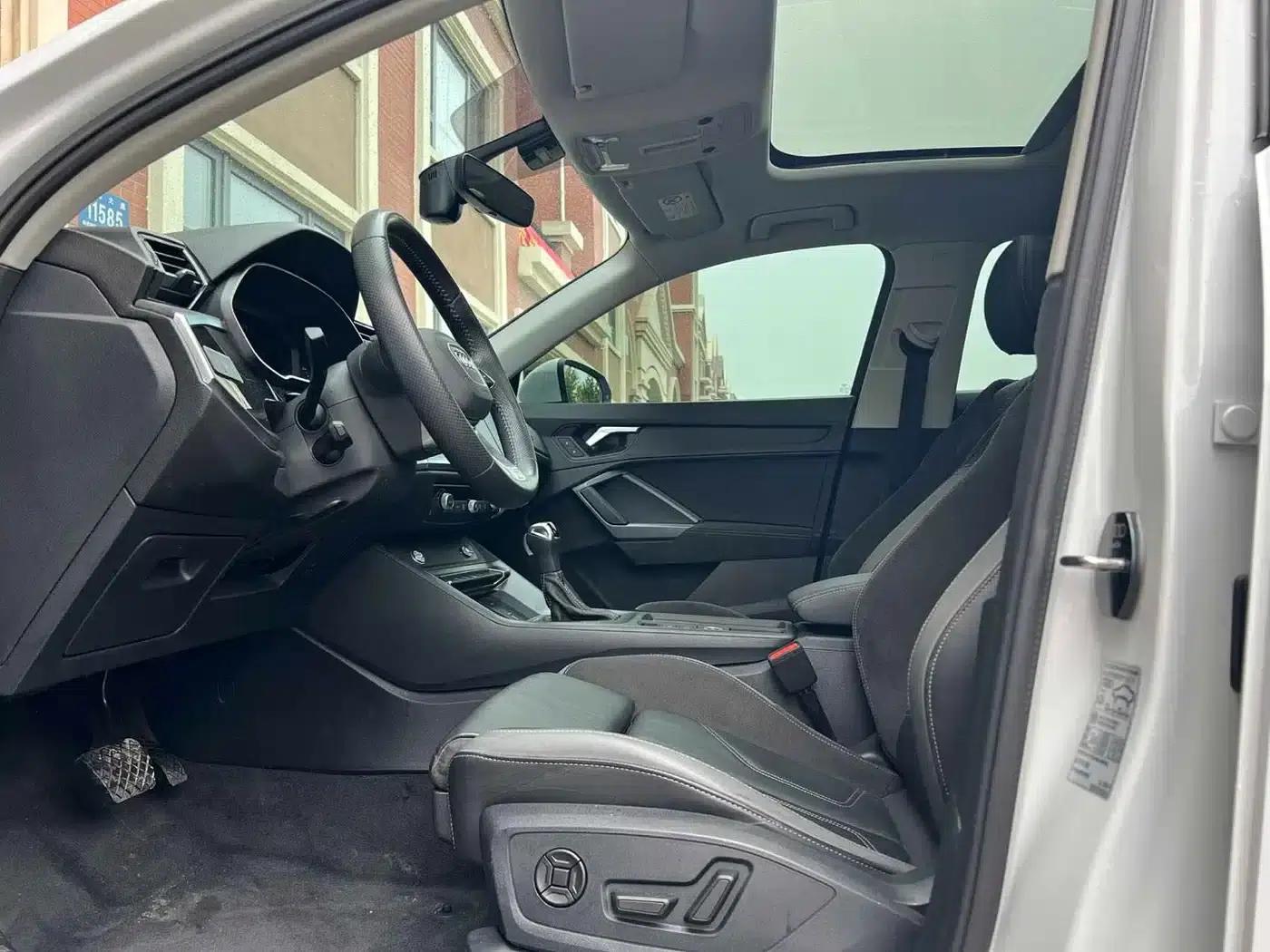 Audi Q3 Sportback 2022 35 TFSI Progressive — миниатюра 4