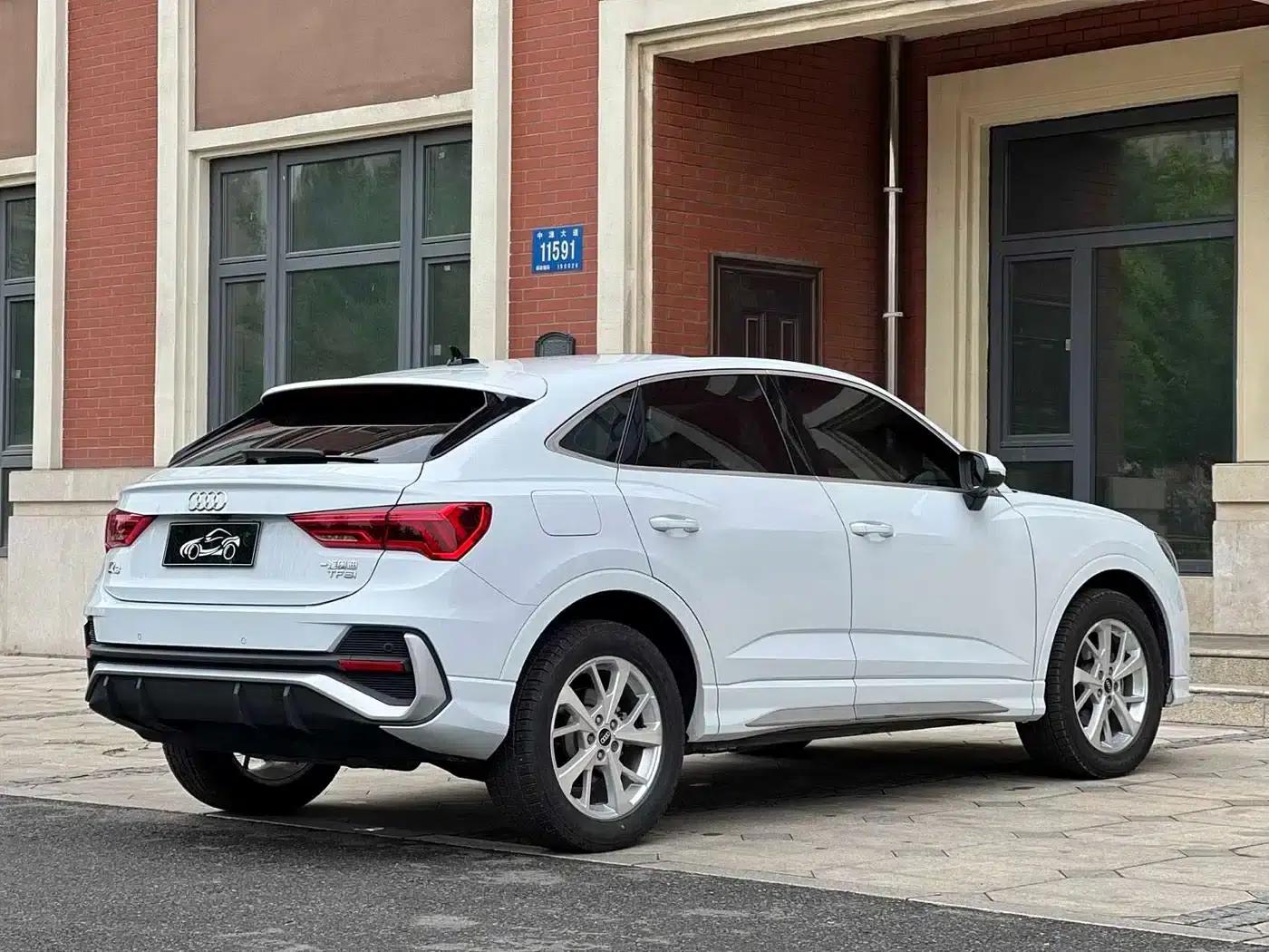 Audi Q3 Sportback 2022 35 TFSI Progressive — миниатюра 9