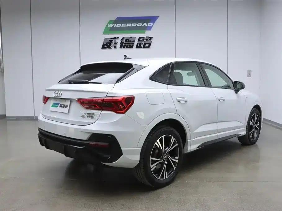 Audi Q3 Sportback 2022 40 TFSI Fashion Edition — миниатюра 3