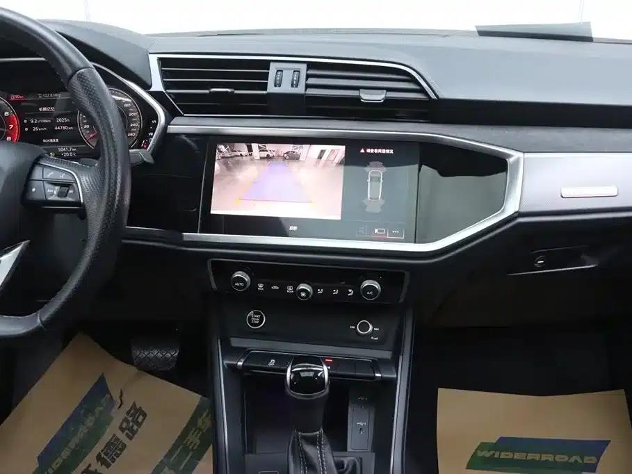 Audi Q3 Sportback 2022 40 TFSI Fashion Edition — миниатюра 25