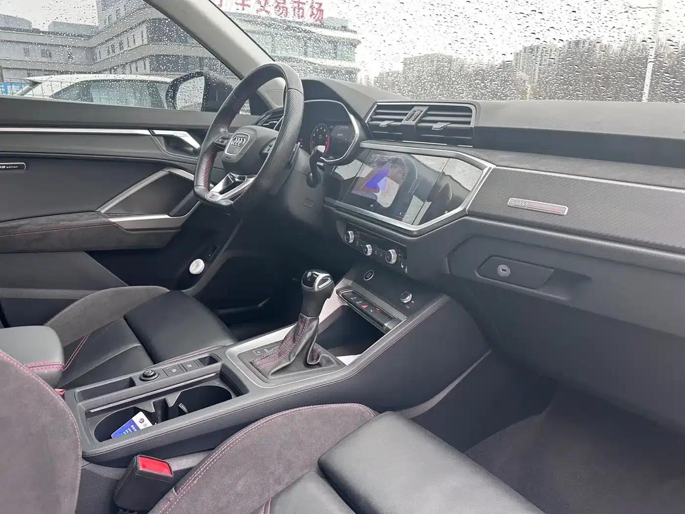 Audi Q3 Sportback 2022 40 TFSI RS Package (Sports Edition) — миниатюра 21