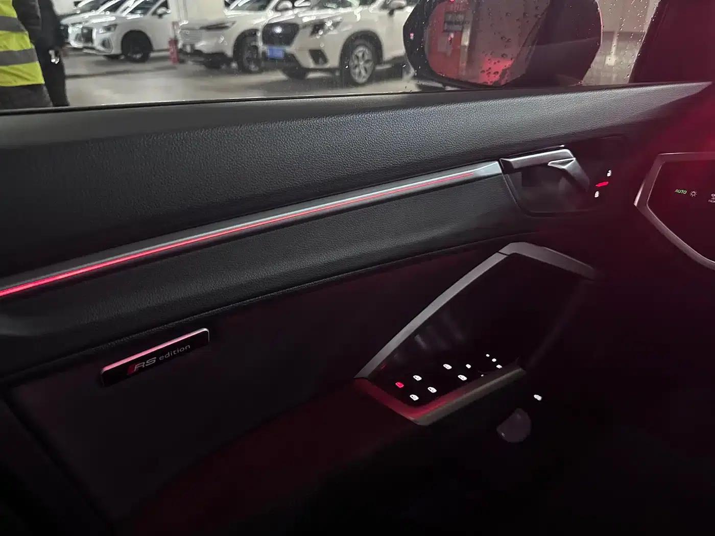 Audi Q3 Sportback 2022 40 TFSI RS Package (Sports Edition) — миниатюра 25
