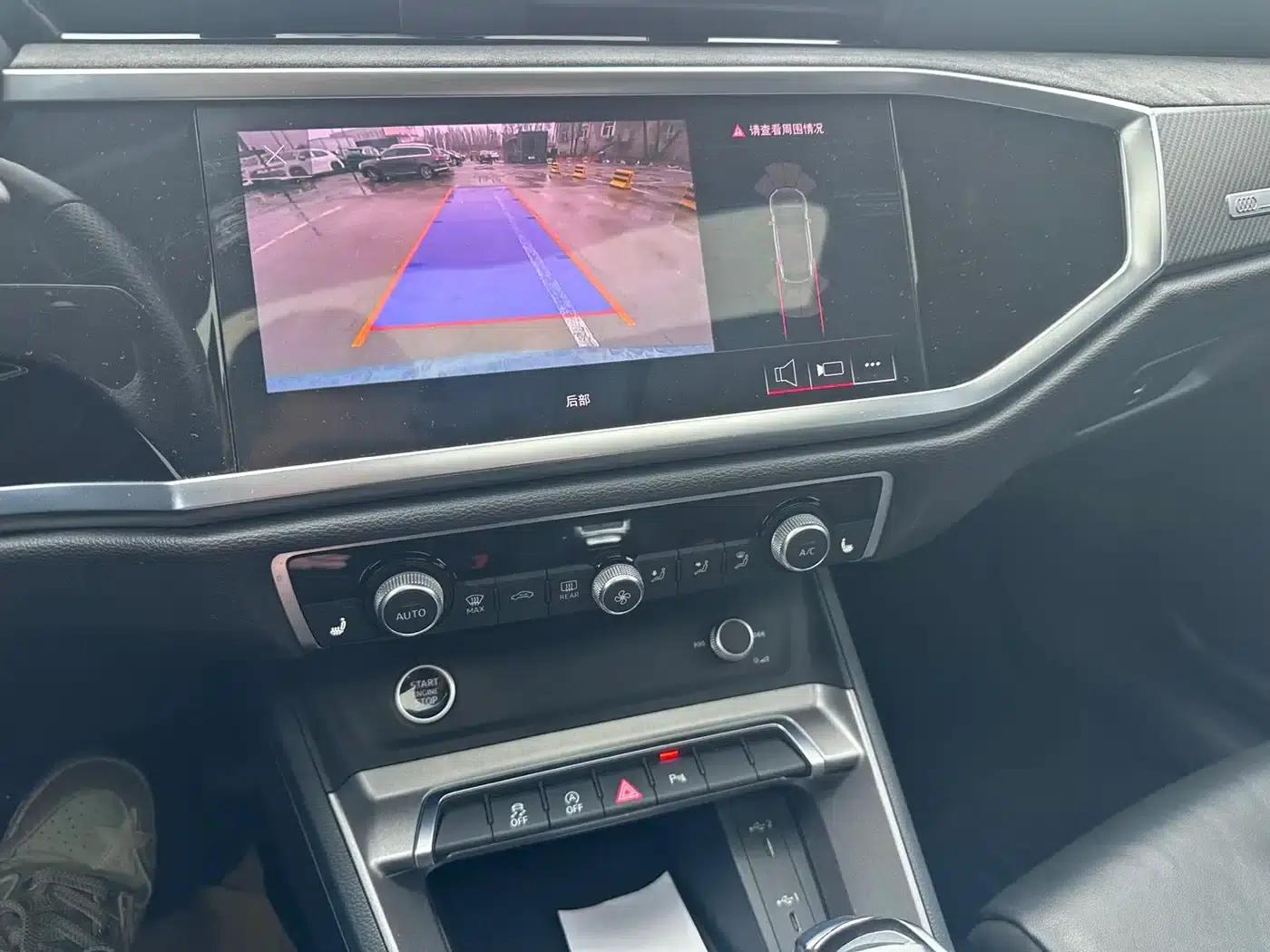 Audi Q3 Sportback 2022 40 TFSI RS Package (Sports Edition) — миниатюра 10
