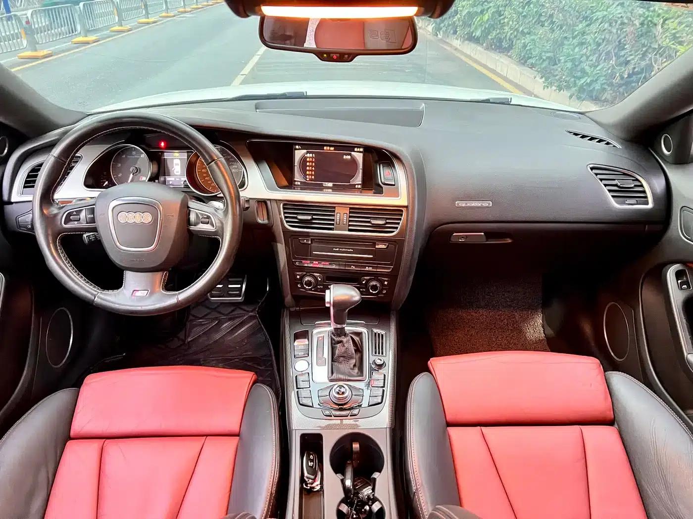 2010 Audi S5 3.0T Sportback — миниатюра 8