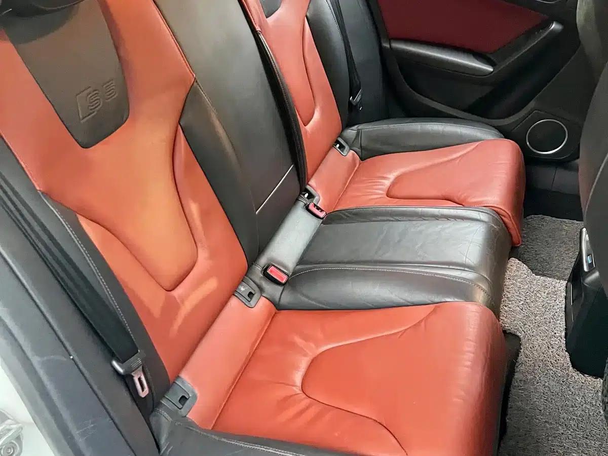 2010 Audi S5 3.0T Sportback — миниатюра 10