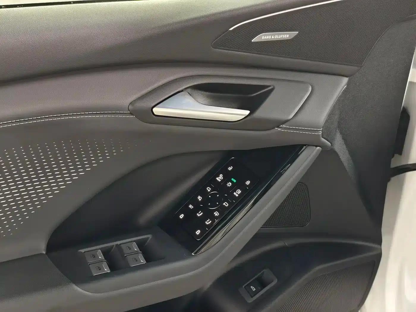 Audi Q6L e-tron 2026 First Edition — миниатюра 13