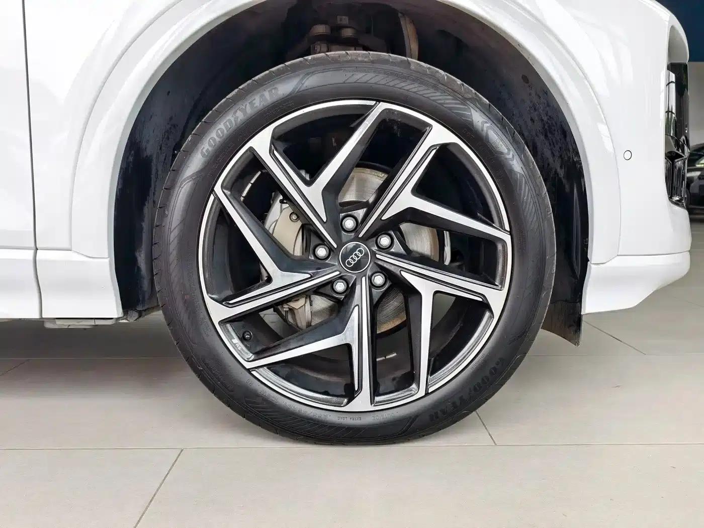 Audi Q6L e-tron 2026 First Edition — миниатюра 16
