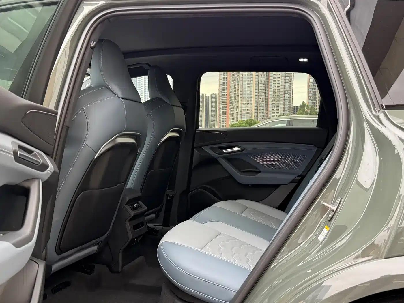 Audi Q6L e-tron 2026 First Edition — миниатюра 10