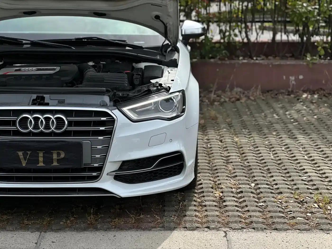 Audi S3 2015 Model S3 2.0T Limousine — миниатюра 27