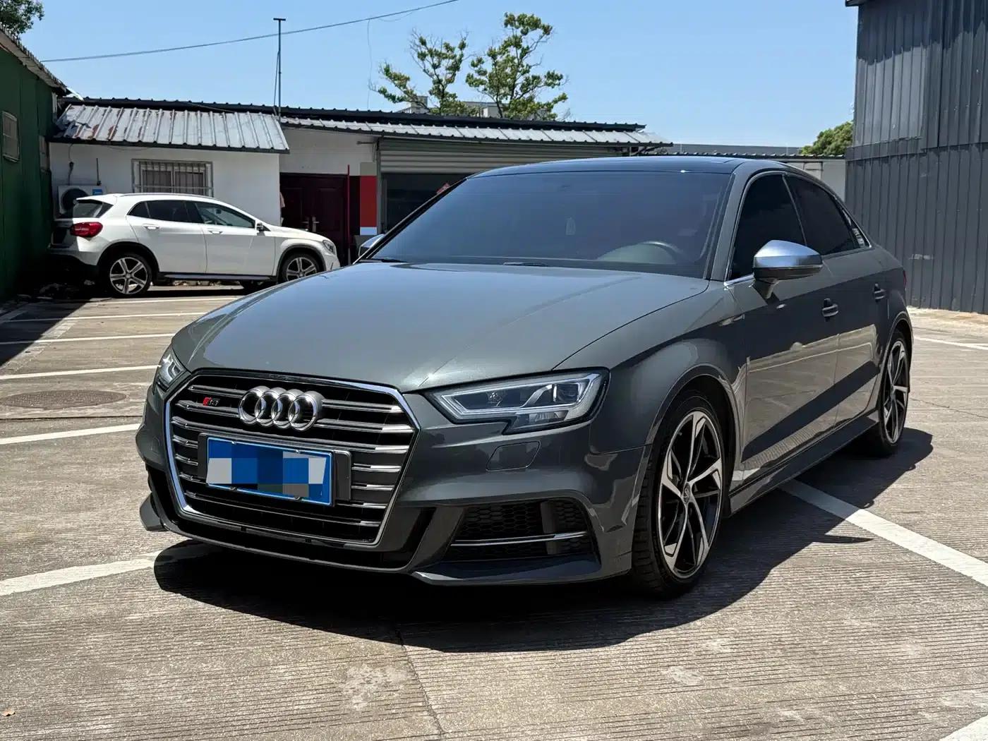 Audi S3 2019 Model S3 2.0T Limousine — миниатюра 1