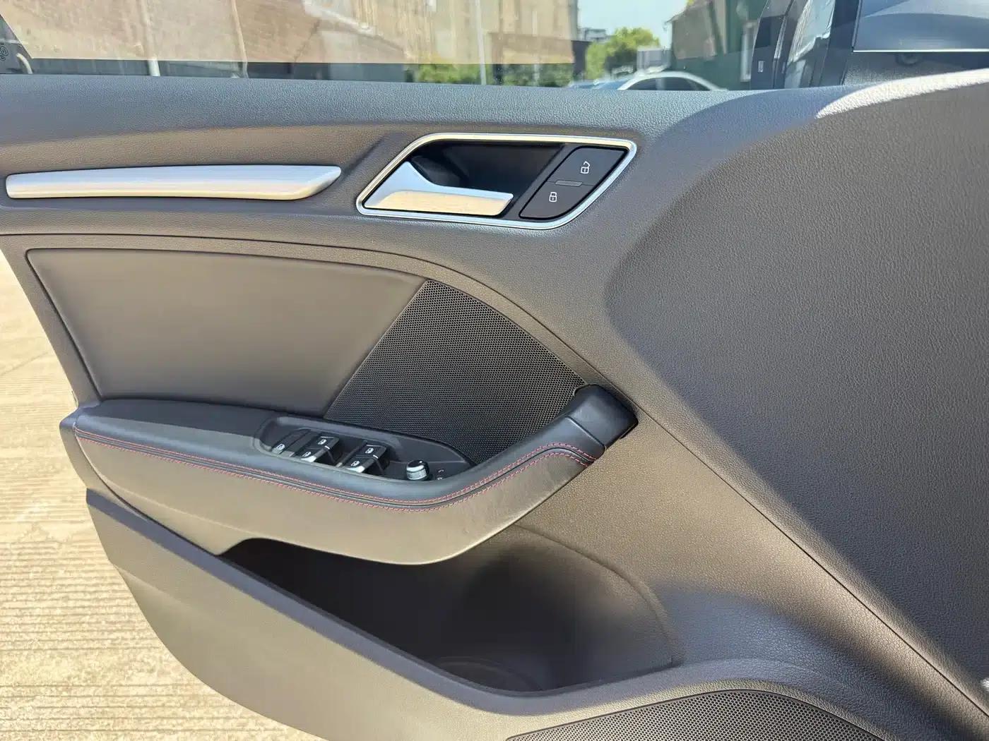 Audi S3 2019 Model S3 2.0T Limousine — миниатюра 4