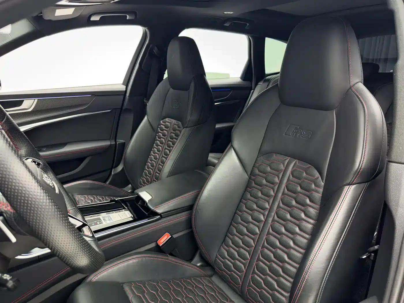 2022 Audi RS 6 RS 6 4.0T Avant — миниатюра 11