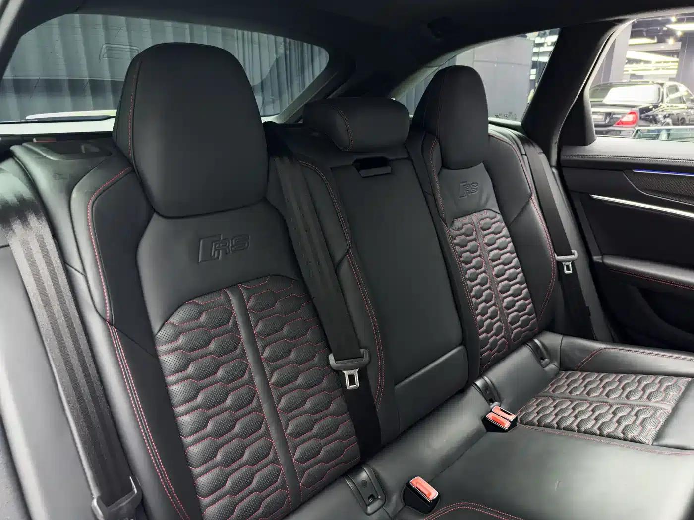 2022 Audi RS 6 RS 6 4.0T Avant — миниатюра 14