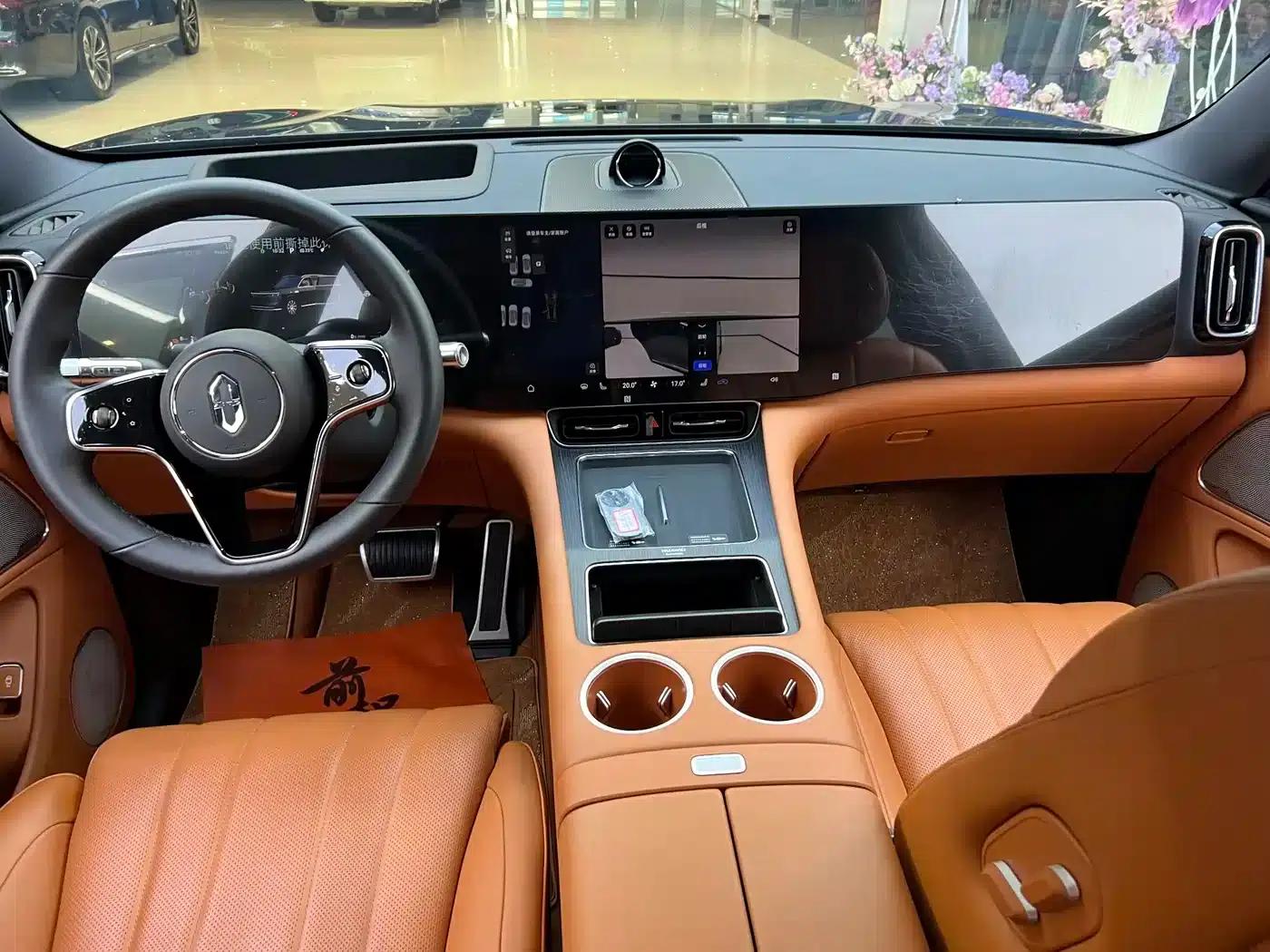 Wenjie M8 2025 Extended Range Max+ Version (53.4kWh, 6-seater, 192-line LiDAR) — миниатюра 5