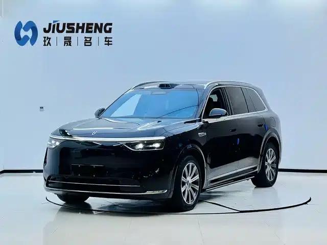 Wenjie M8 2025 Extended Range Max+ Version (53.4kWh, 6-seater, 192-line LiDAR)