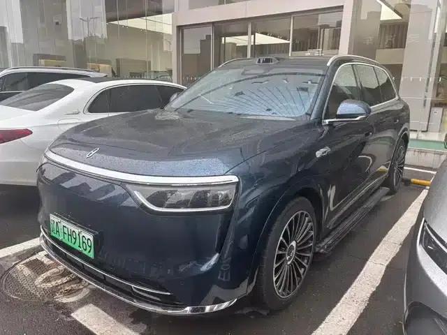 Wenjie M8 2025 Ultra Extended Range Edition (53.4kWh, 5-seater, 192-line LiDAR)