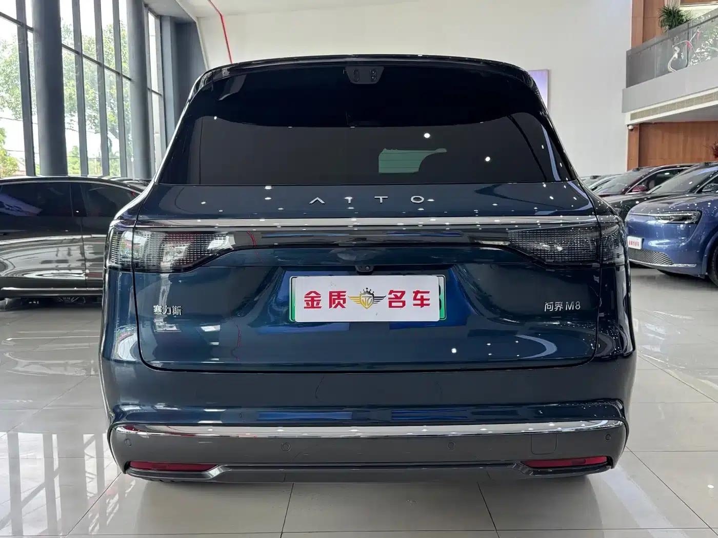 Wenjie M8 2025 Range Extended Max+ Version 53.4kWh 5-Seat Version (192-line LiDAR) — миниатюра 17