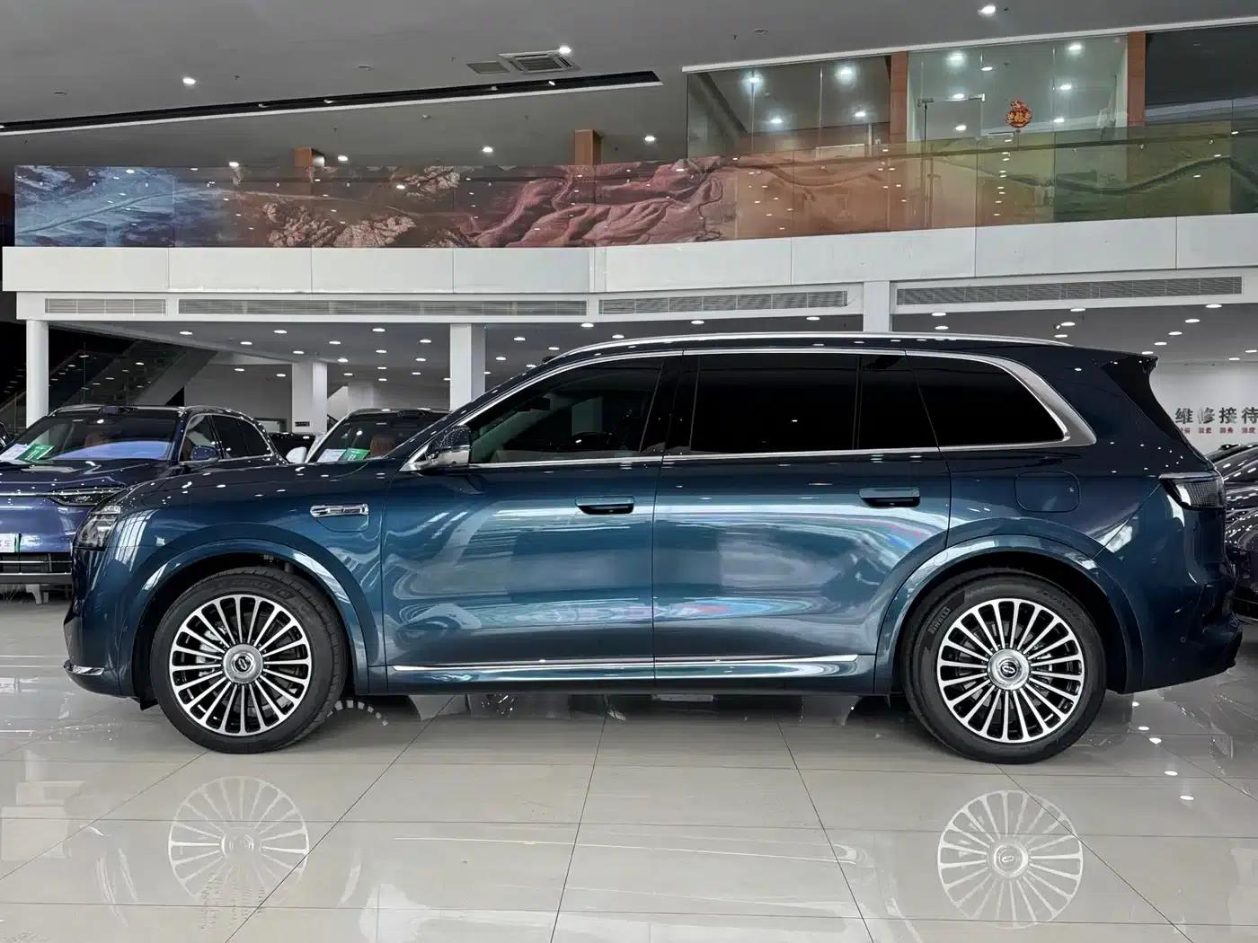 Wenjie M8 2025 Range Extended Max+ Version 53.4kWh 5-Seat Version (192-line LiDAR) — миниатюра 5