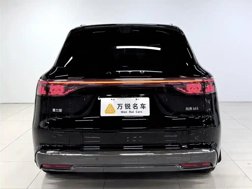Wenjie M8 2025 Range Extended Max+ Version 53.4kWh 5-Seat Version (192-line LiDAR) — миниатюра 4