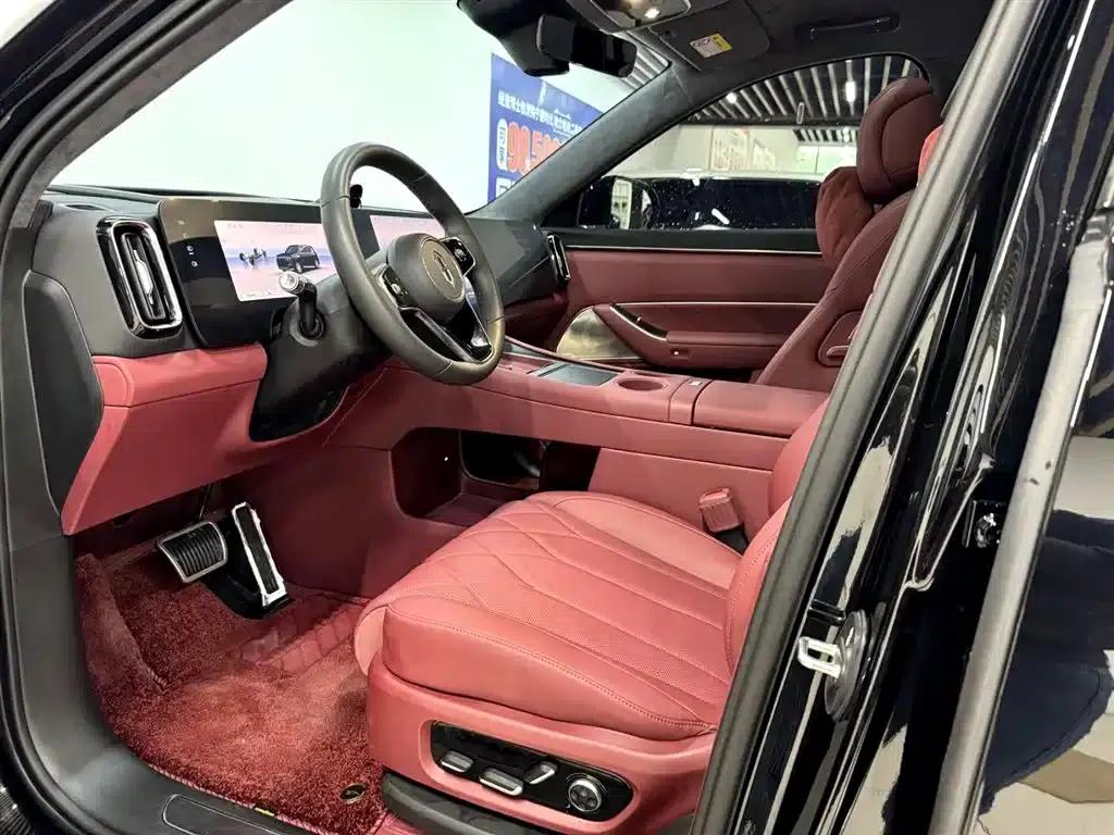 Wenjie M8 2025 Range Extended Max+ Version 53.4kWh 5-Seat Version (192-line LiDAR) — миниатюра 10