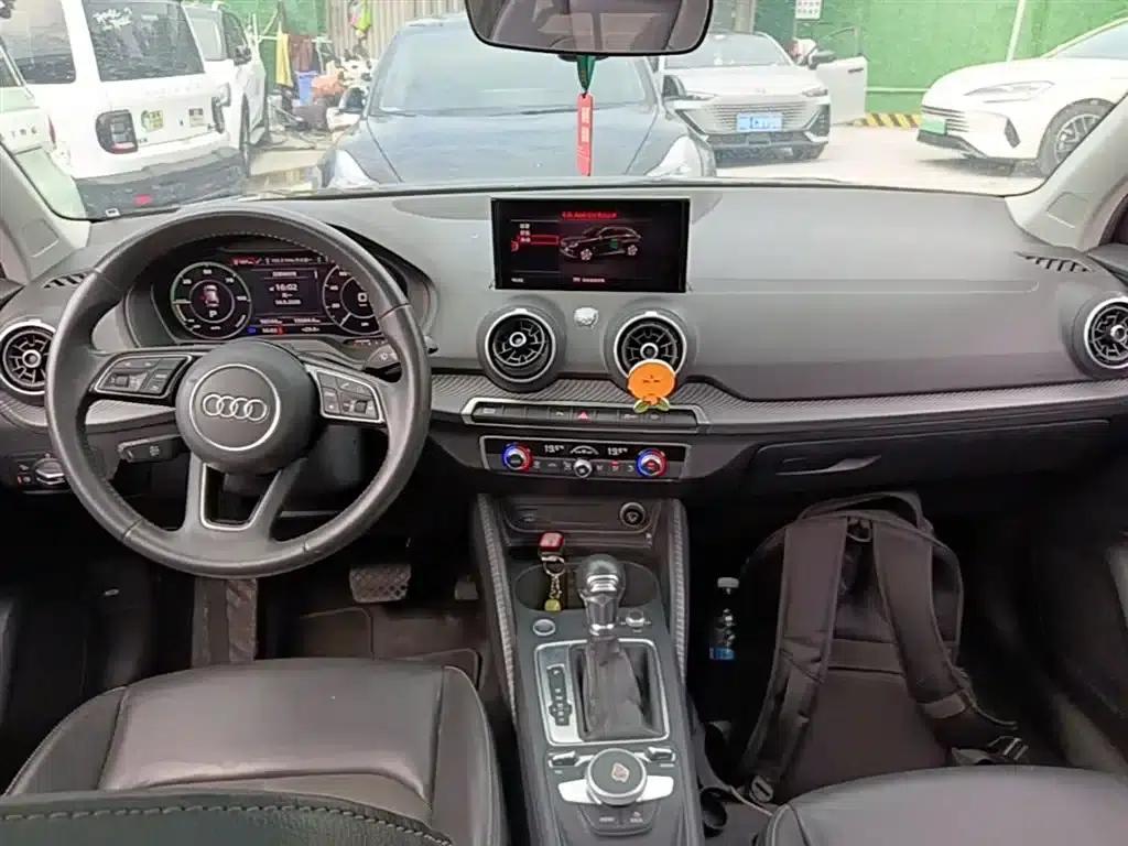 Audi Q2L e-tron 2019 Q2L e-tron Pure Electric Smart Edition — миниатюра 10