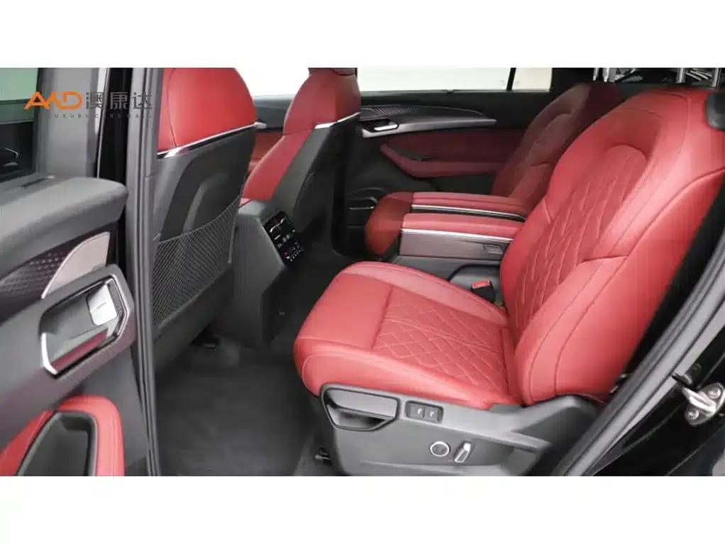 Audi Q6/2.0T/2024/45TFSI quattro Black Knight Edition 6-seater — миниатюра 7