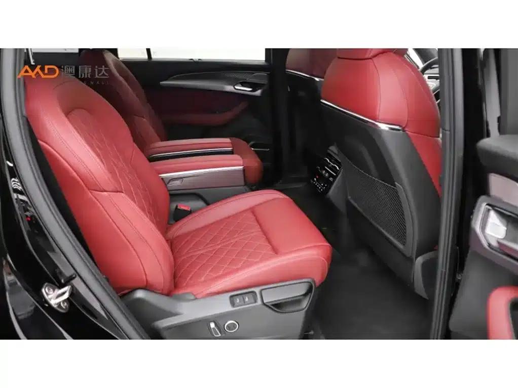Audi Q6/2.0T/2024/45TFSI quattro Black Knight Edition 6-seater — миниатюра 8