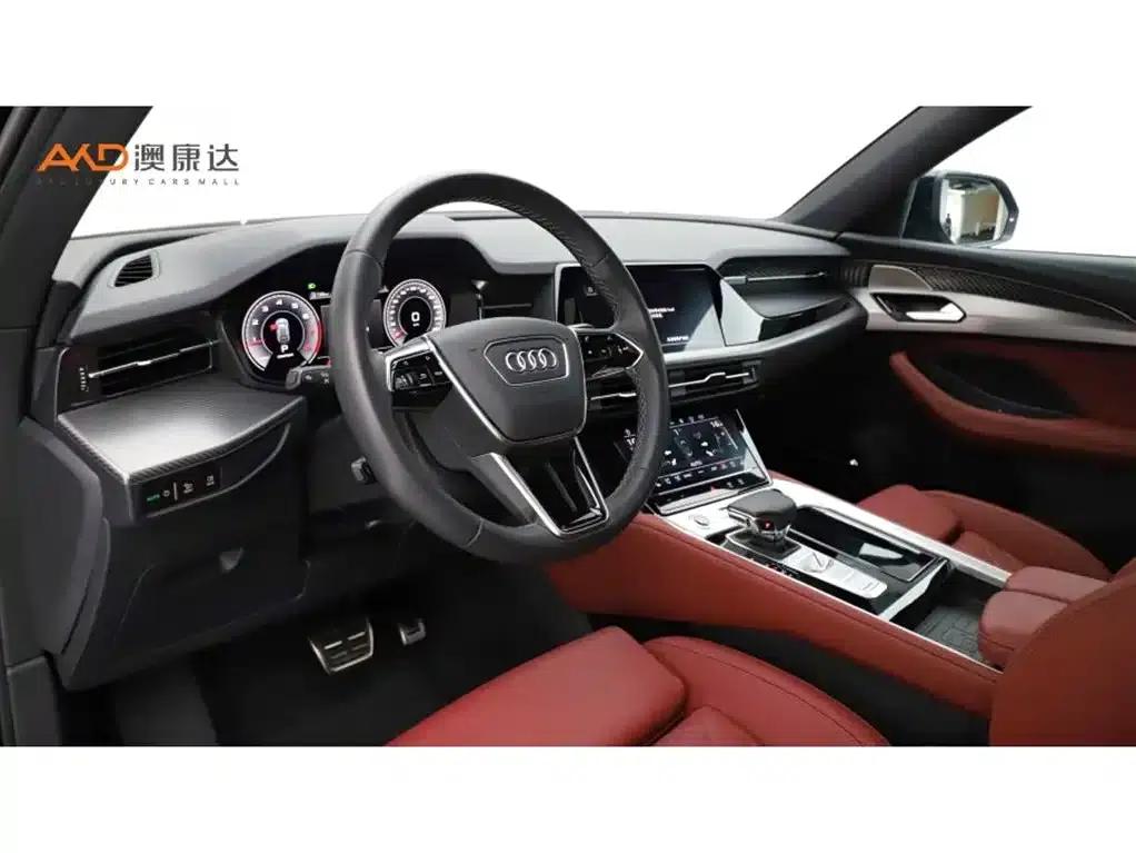 Audi Q6/2.0T/2024/45 TFSI quattro Black Knight Edition 7-seater — миниатюра 6