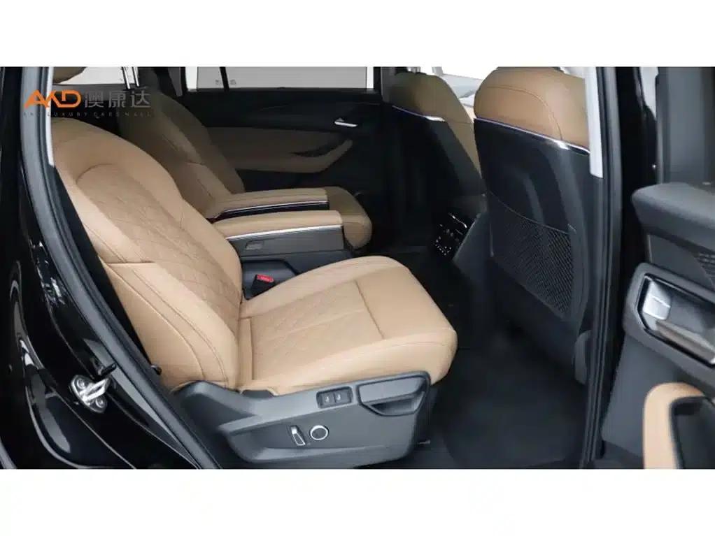 Audi Q6/2.0T/2024/45TFSI quattro Qiyun Edition Yulin Package 6-seater — миниатюра 8