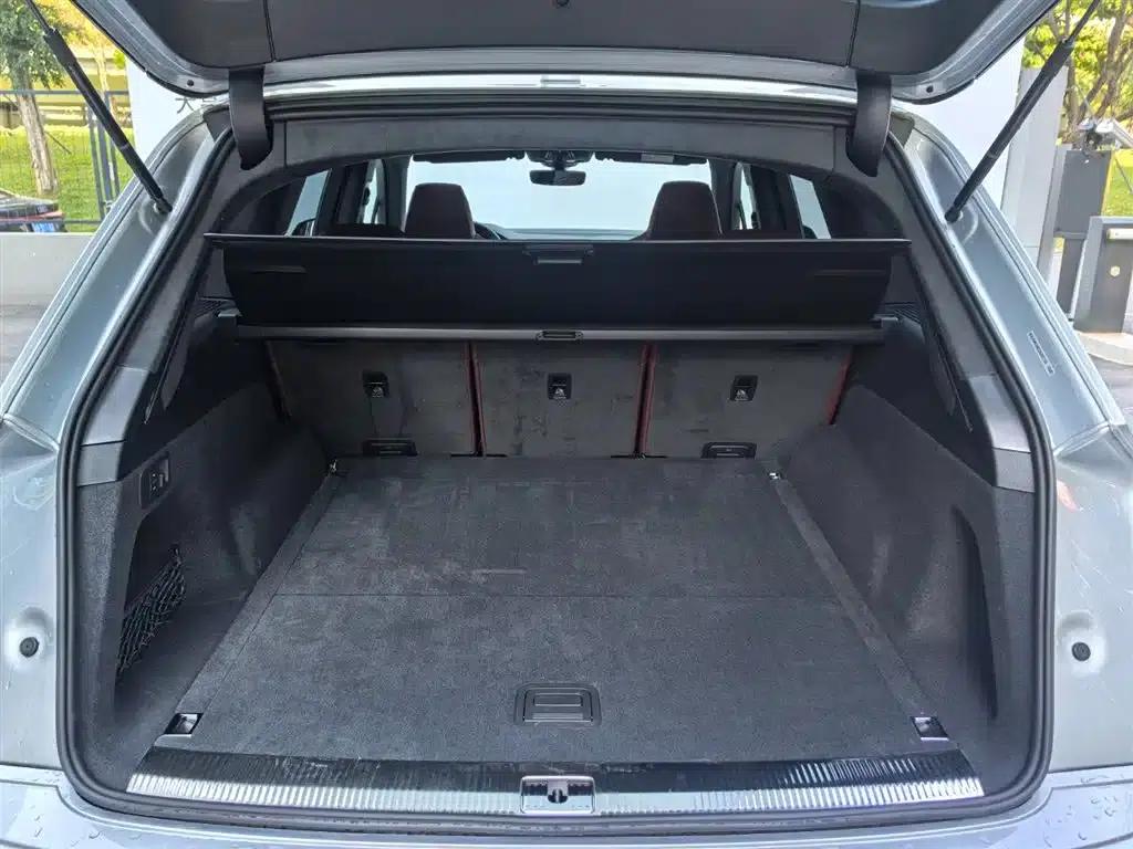 Audi SQ7 2024 4.0 TFSI — миниатюра 22