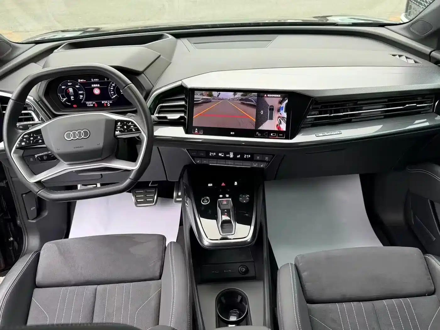 Audi Q5 e-tron 2022 50 e-tron quattro Glory Edition Mech Suit — миниатюра 10