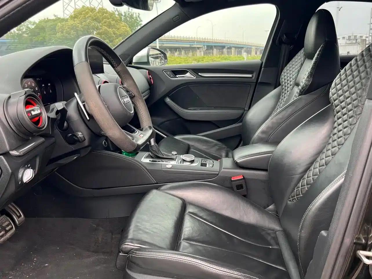 Audi RS 3 2017 RS 3 2.5T Limousine — миниатюра 8