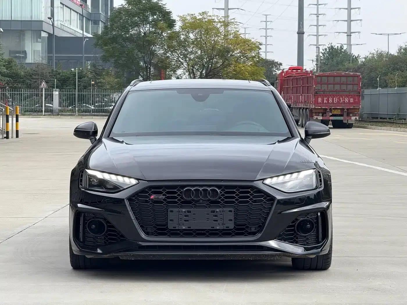 2022 Audi RS 4 RS4 Avant Obsidian Edition — миниатюра 2