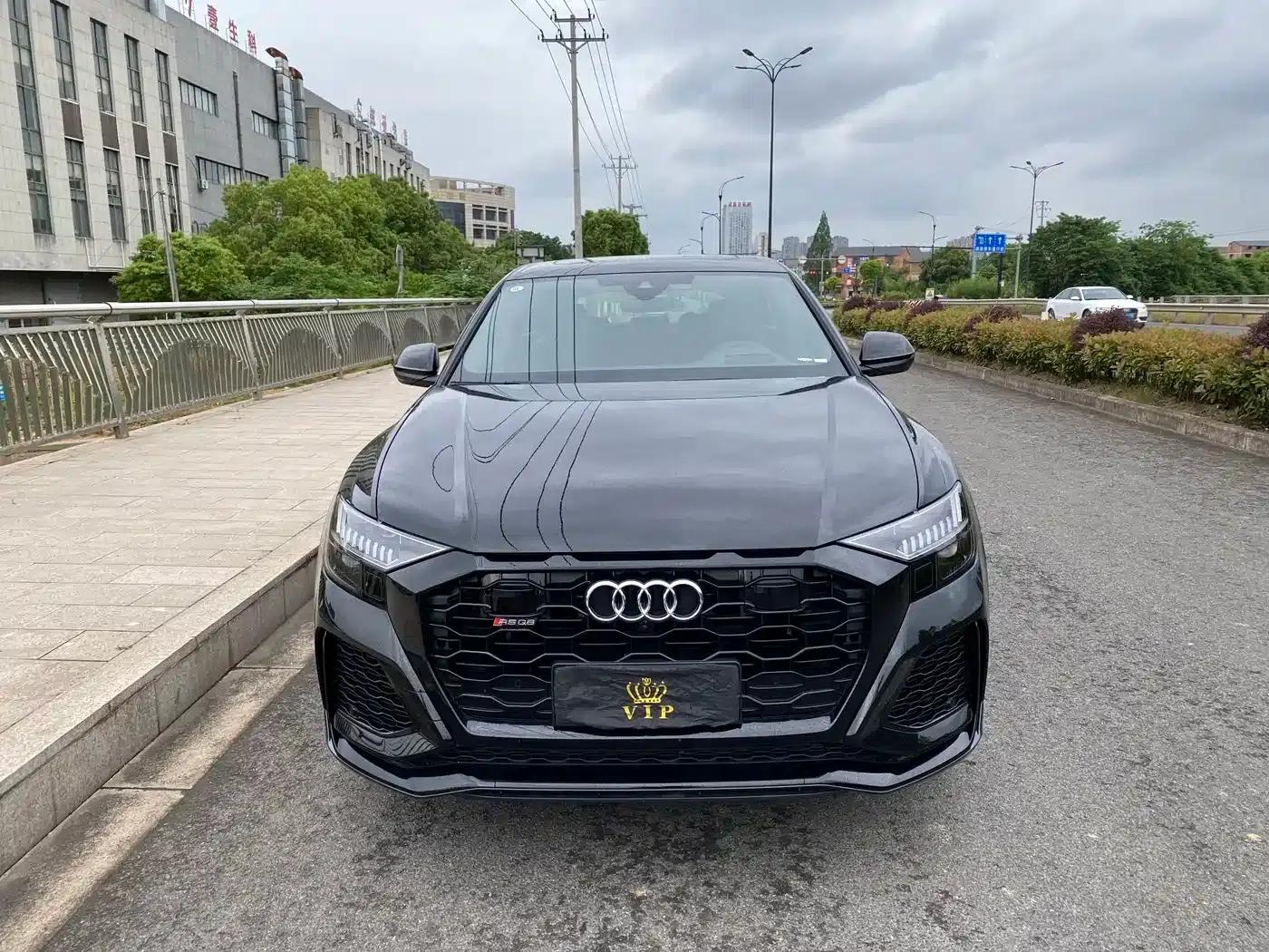 2022 Audi RS Q8 4.0T — миниатюра 4