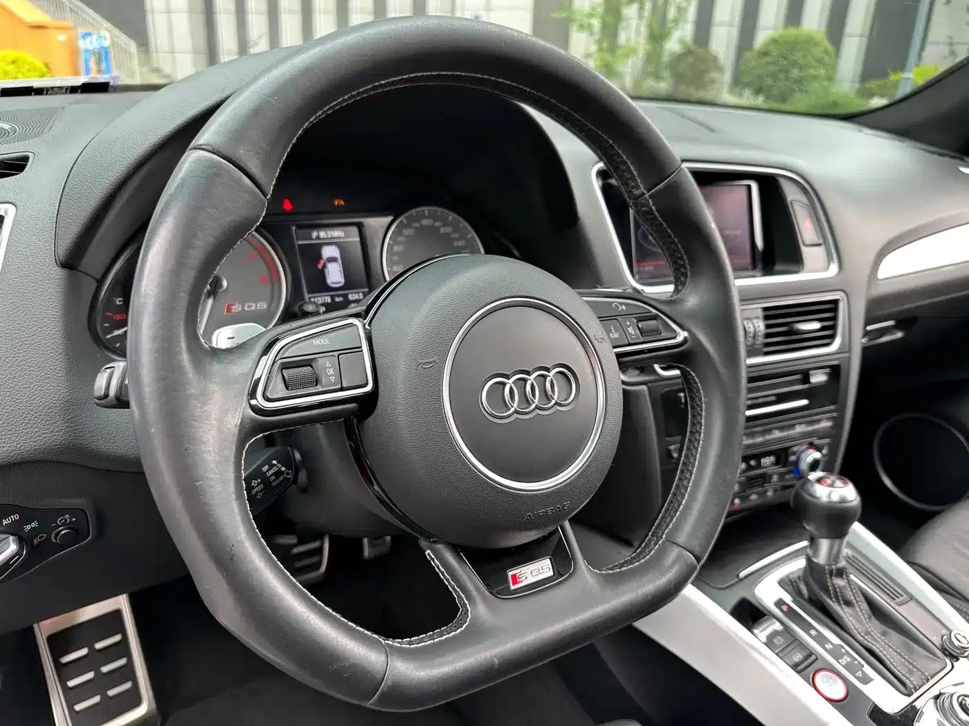 2017 Audi SQ5 3.0 TFSI quattro — миниатюра 18