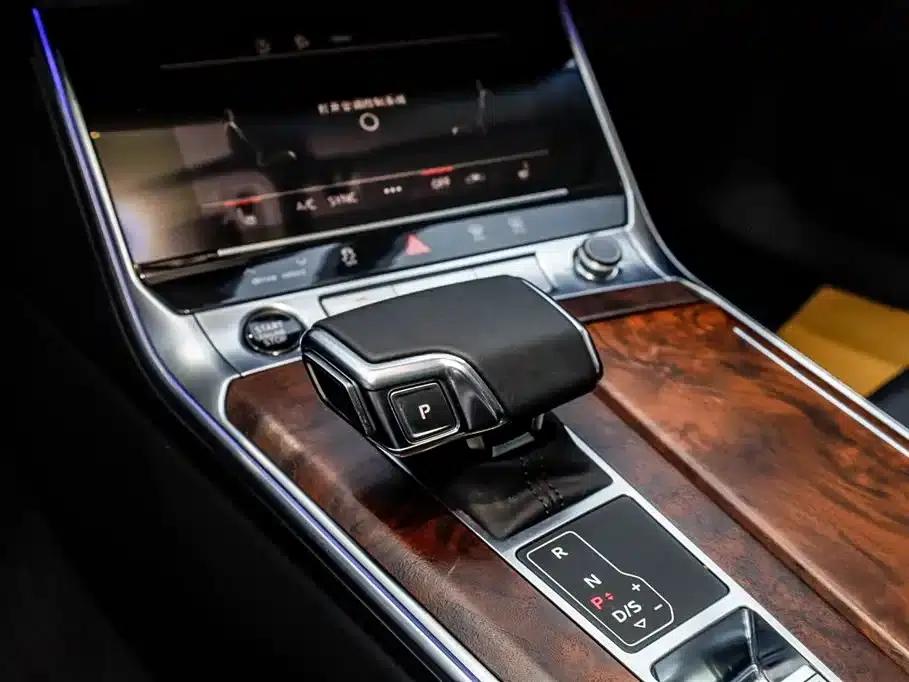 2021 Audi A6 allroad quattro Explorer 55 TFSI Premium Off-Road Model (Imported) — миниатюра 16