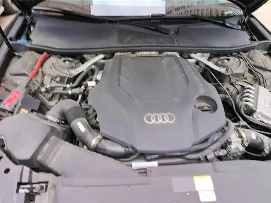 2025 Audi A6 allroad quattro Explorer 55 TFSI Premium Off-Road Model (Imported) — миниатюра 10