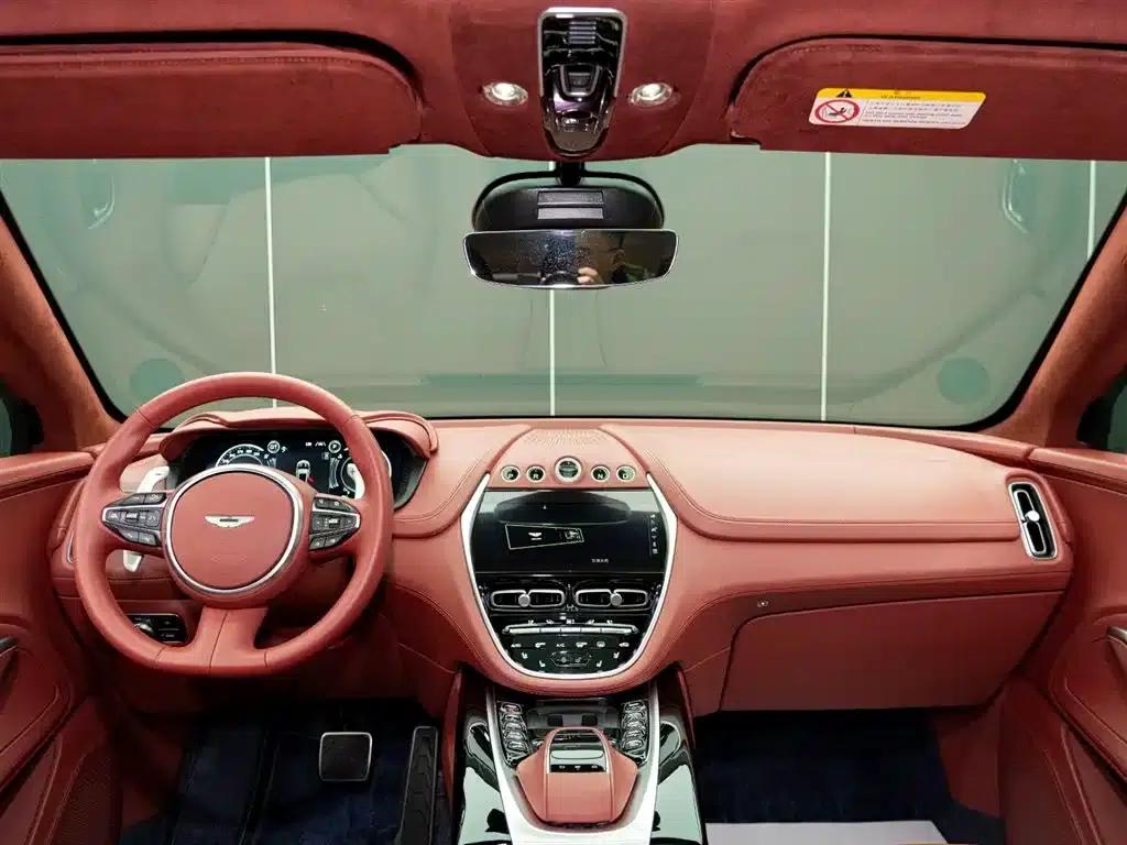 Aston Martin DBX 2023 3.0T STRAIGHT-SIX — миниатюра 16
