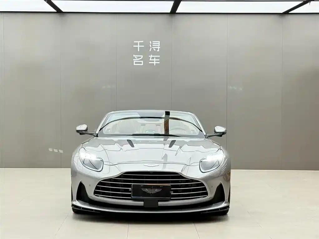 Aston Martin DB12 2023 4.0T V8 Volante — миниатюра 2
