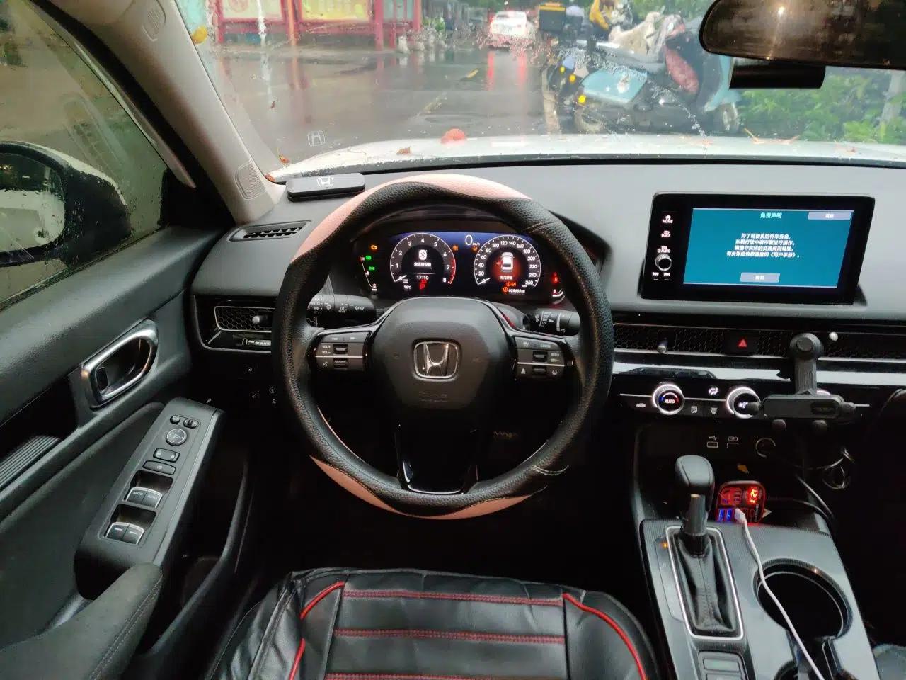 Honda Integra 2023 240TURBO CVT Leading Edition — миниатюра 9