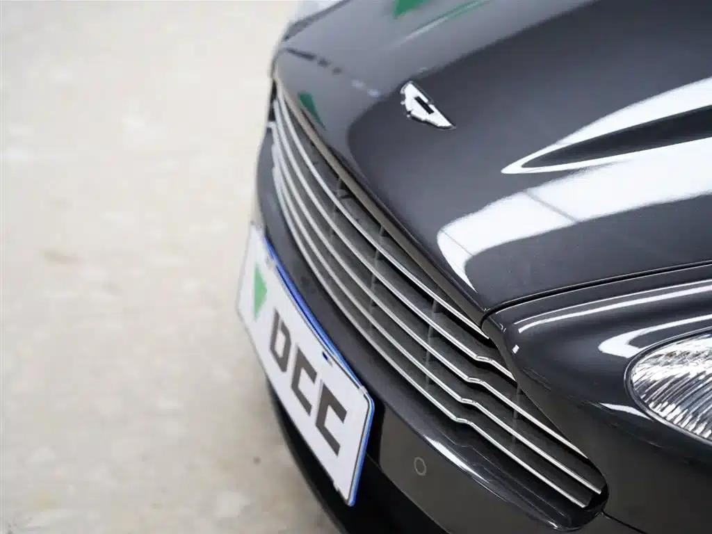 Aston Martin DBS 2009 6.0 Touchtronic Coupe — миниатюра 17