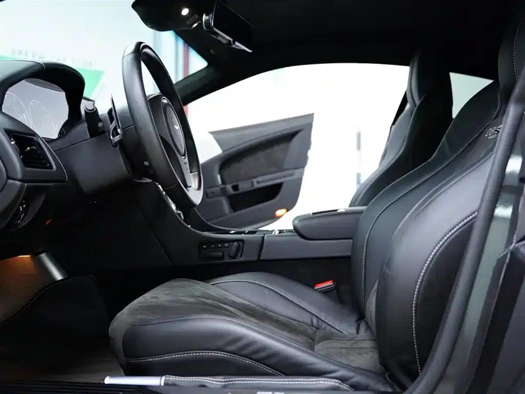 Aston Martin DBS 2009 6.0 Touchtronic Coupe — миниатюра 24