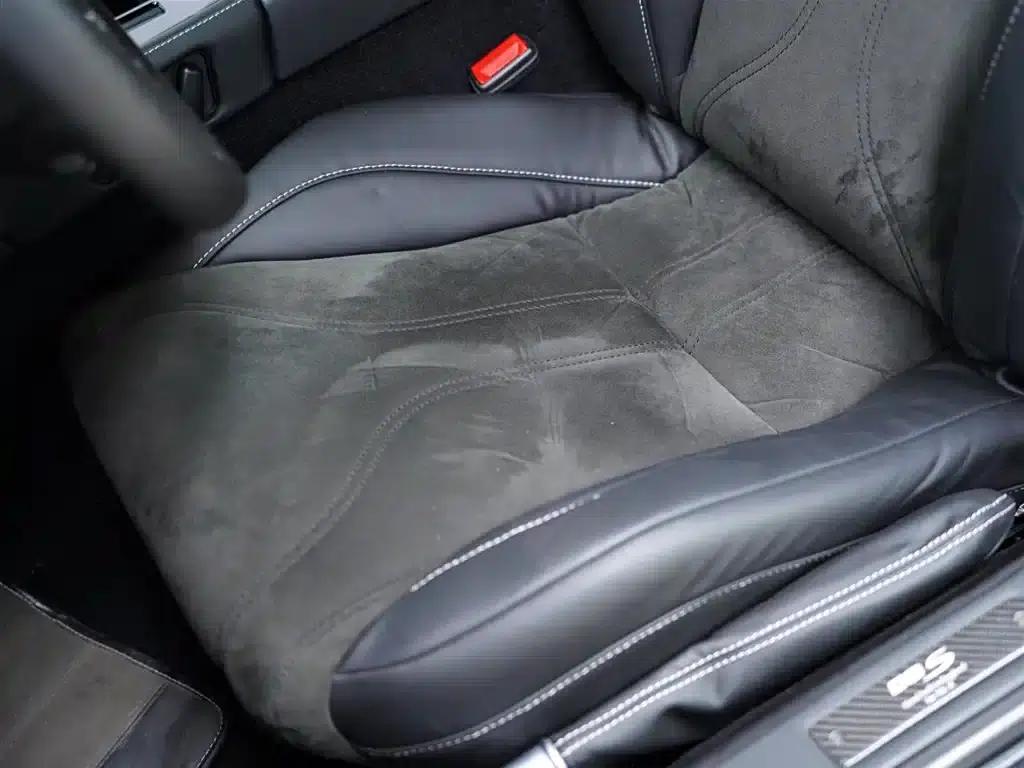 Aston Martin DBS 2009 6.0 Touchtronic Coupe — миниатюра 26