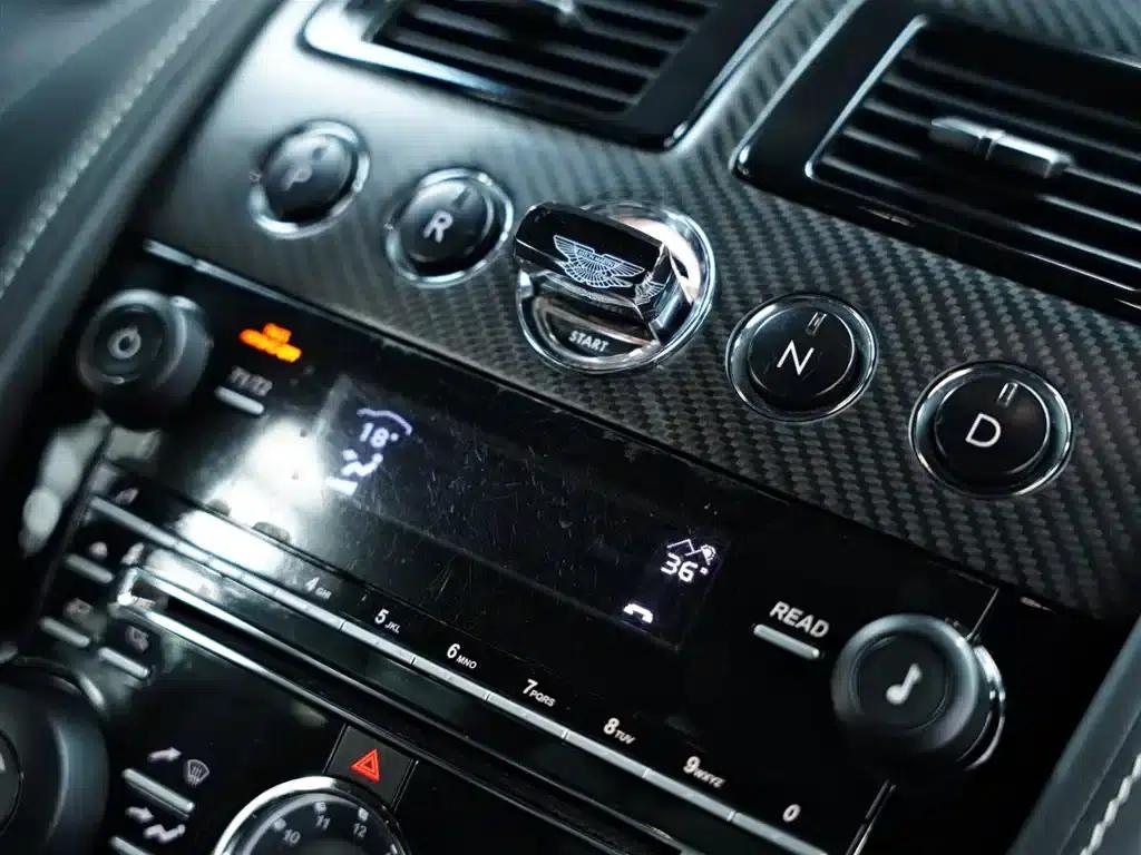 Aston Martin DBS 2009 6.0 Touchtronic Coupe — миниатюра 49